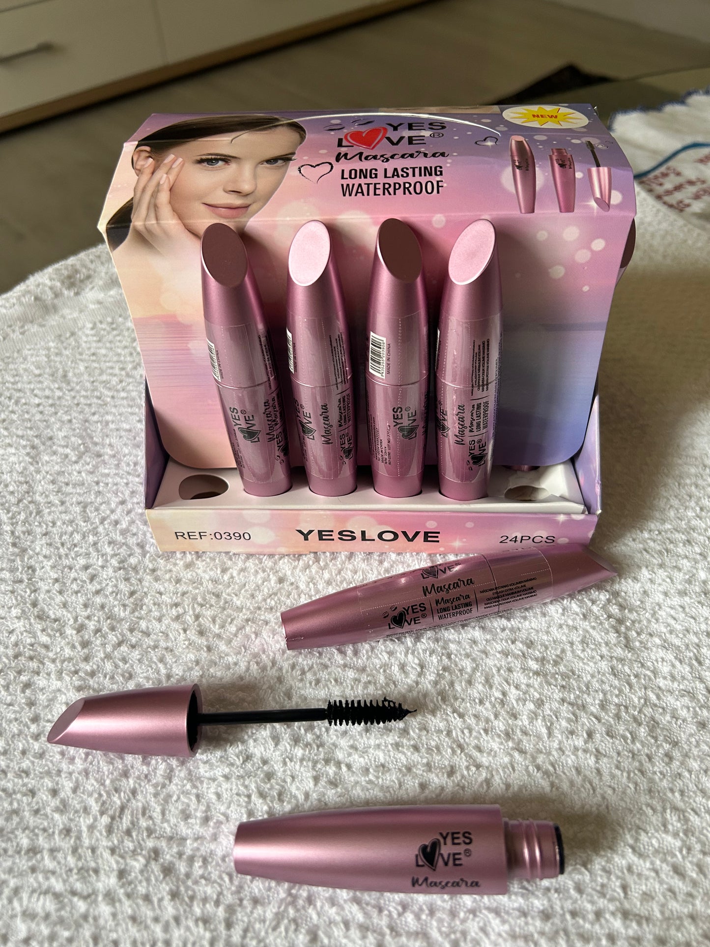 MASCARA POUR CILS GLAM EXTREME